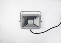 46425-55 - Slimline CHIP-LED Strahler 20W mit T13